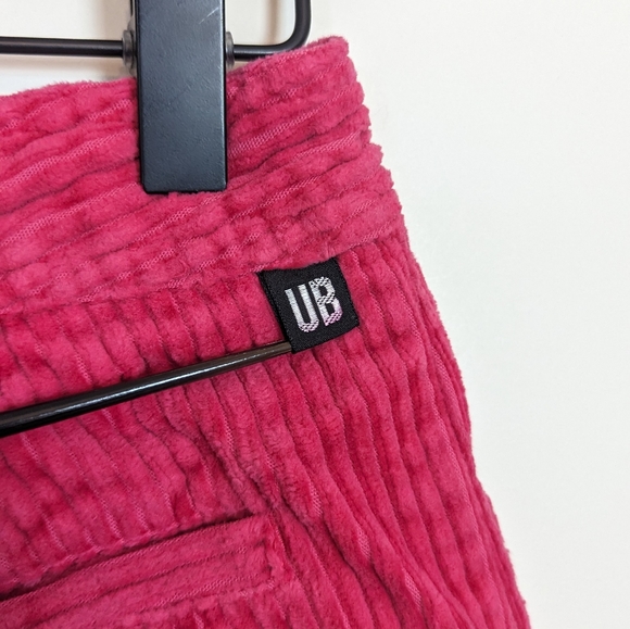 UNIONBAY | Vintage | Y2K | 90s | Wide Wale Corduroy Pant in Vibrant Pink - Picture 9 of 12